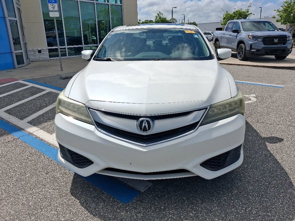 Used 2017 Acura ILX FWD image 2