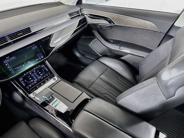 Used 2023 Audi A8 L 3.0T AWD/4WD image 31