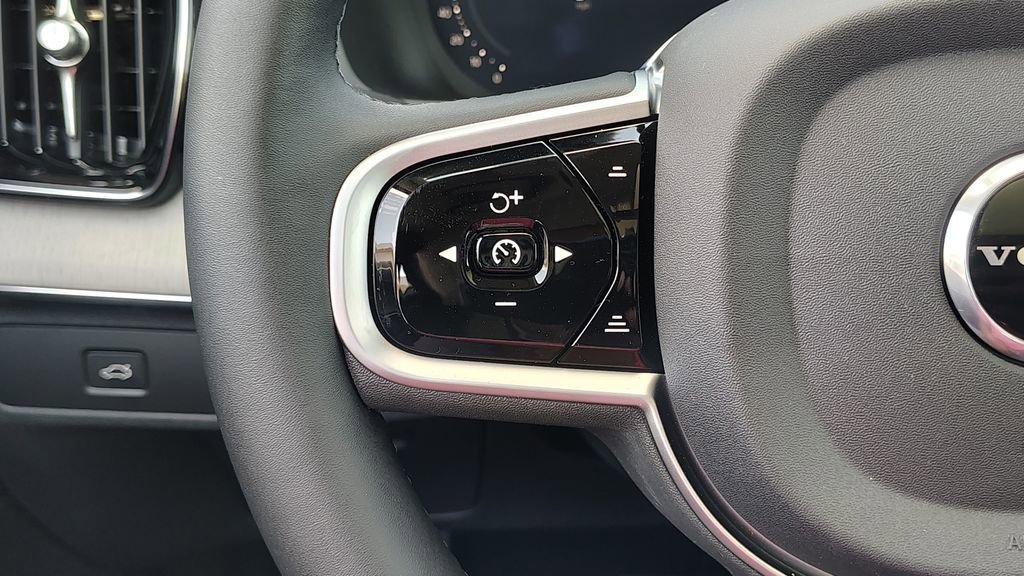 New 2026 Volvo XC90 B6 Ultra w/ Protection Package AWD/4WD image 13