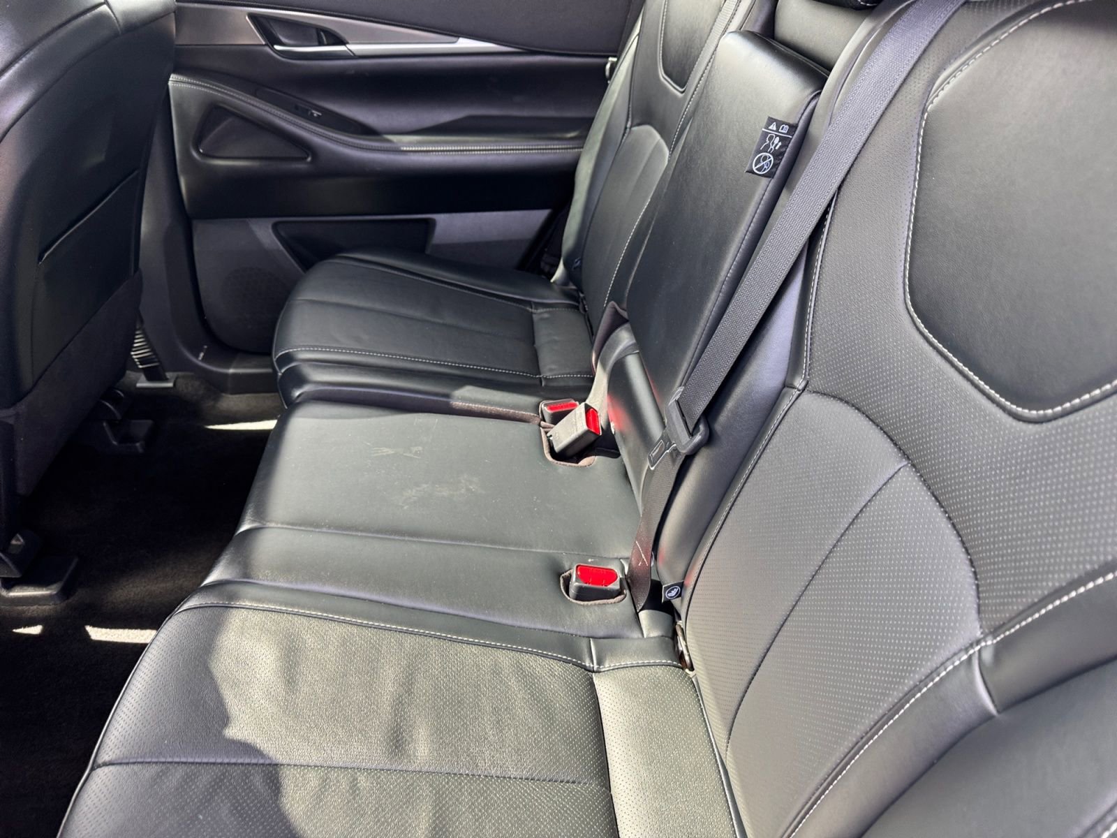 Used 2023 INFINITI QX60 Luxe AWD/4WD image 15