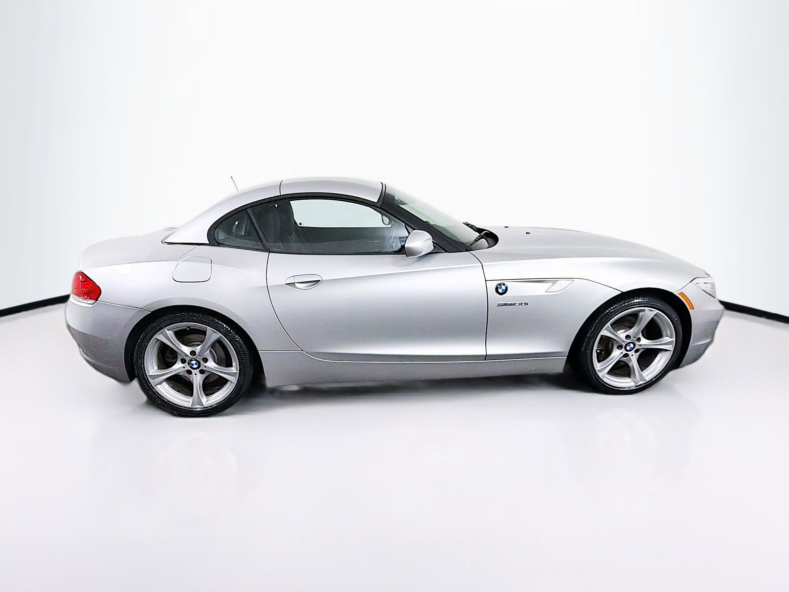 Used 2011 BMW Z4 sDrive30i RWD image 28