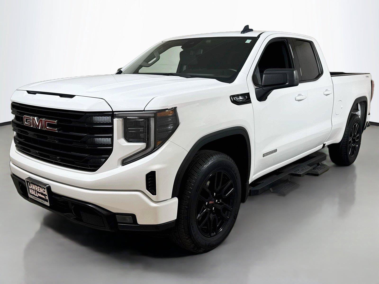 Certified 2026 GMC Sierra 1500 Elevation AWD/4WD image 1