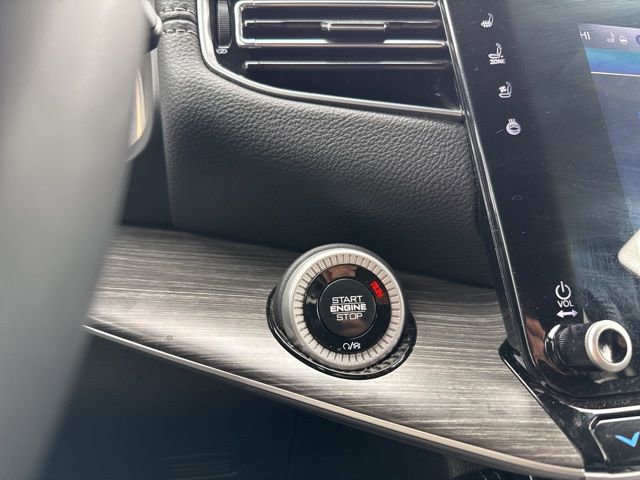 Used 2024 Jeep Wagoneer Series II image 32