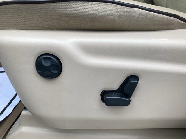 Used 2021 Jeep Grand Cherokee Overland w/ Protech Group AWD/4WD image 27