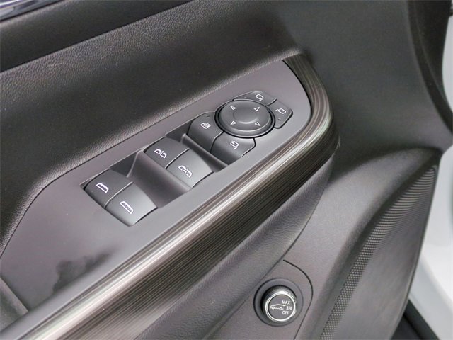 Used 2022 GMC Acadia SLT w/ Technology Package image 13