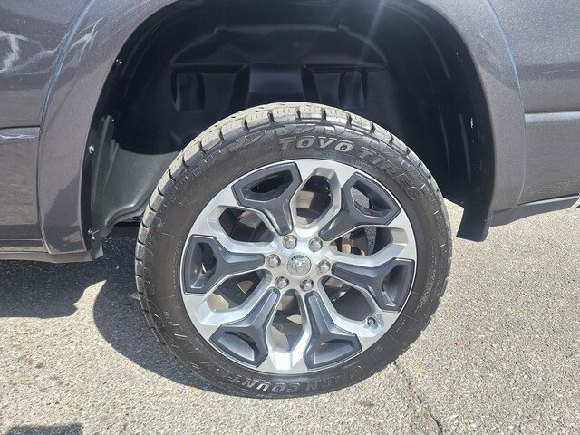 Used 2019 RAM 1500 Limited image 26