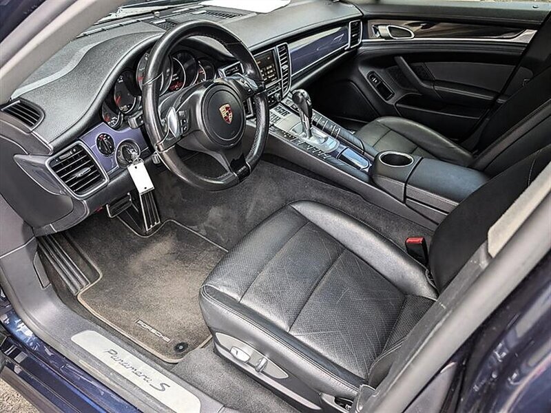 Used 2012 Porsche Panamera S RWD image 2