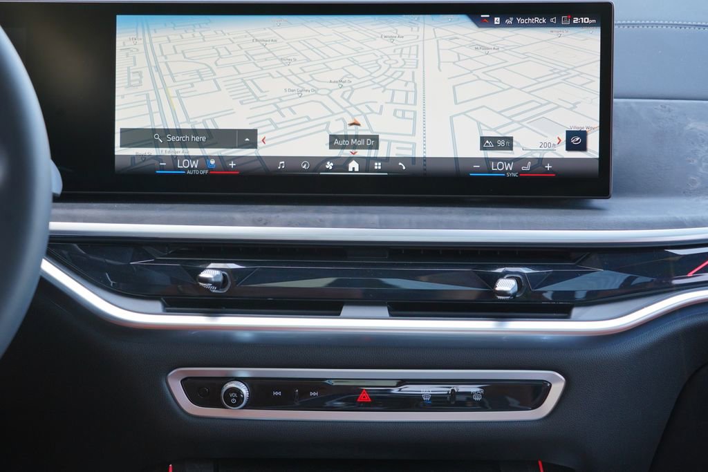 New 2026 BMW X7 M60i image 14