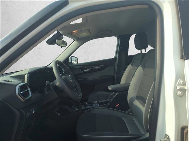 Used 2025 Chevrolet TrailBlazer LT image 12