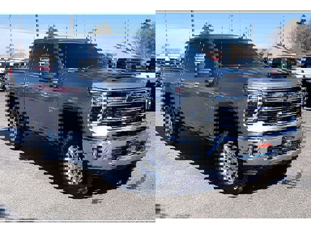 Used 2024 Chevrolet Silverado 3500 LTZ video 2