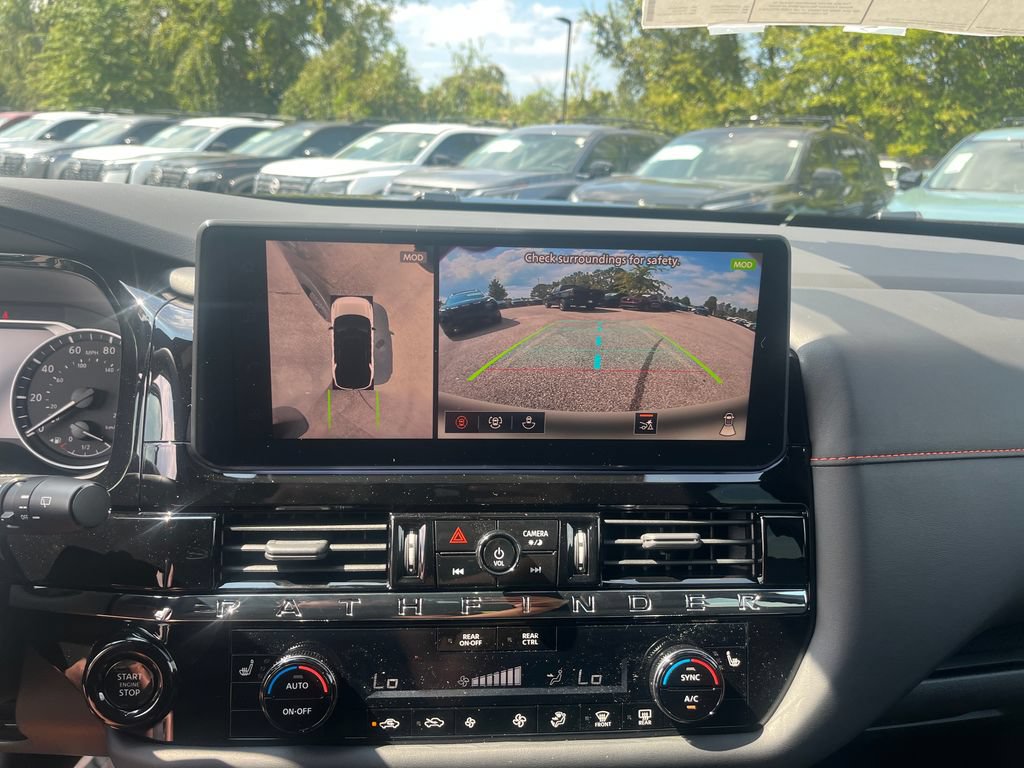 New 2026 Nissan Pathfinder Rock Creek AWD/4WD image 18