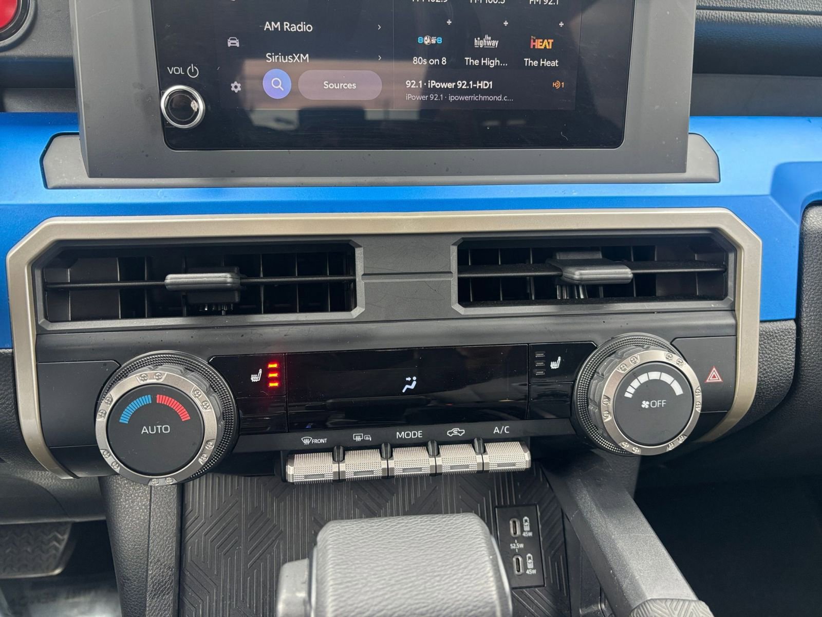 Used 2025 Toyota Tacoma TRD Off-Road image 23