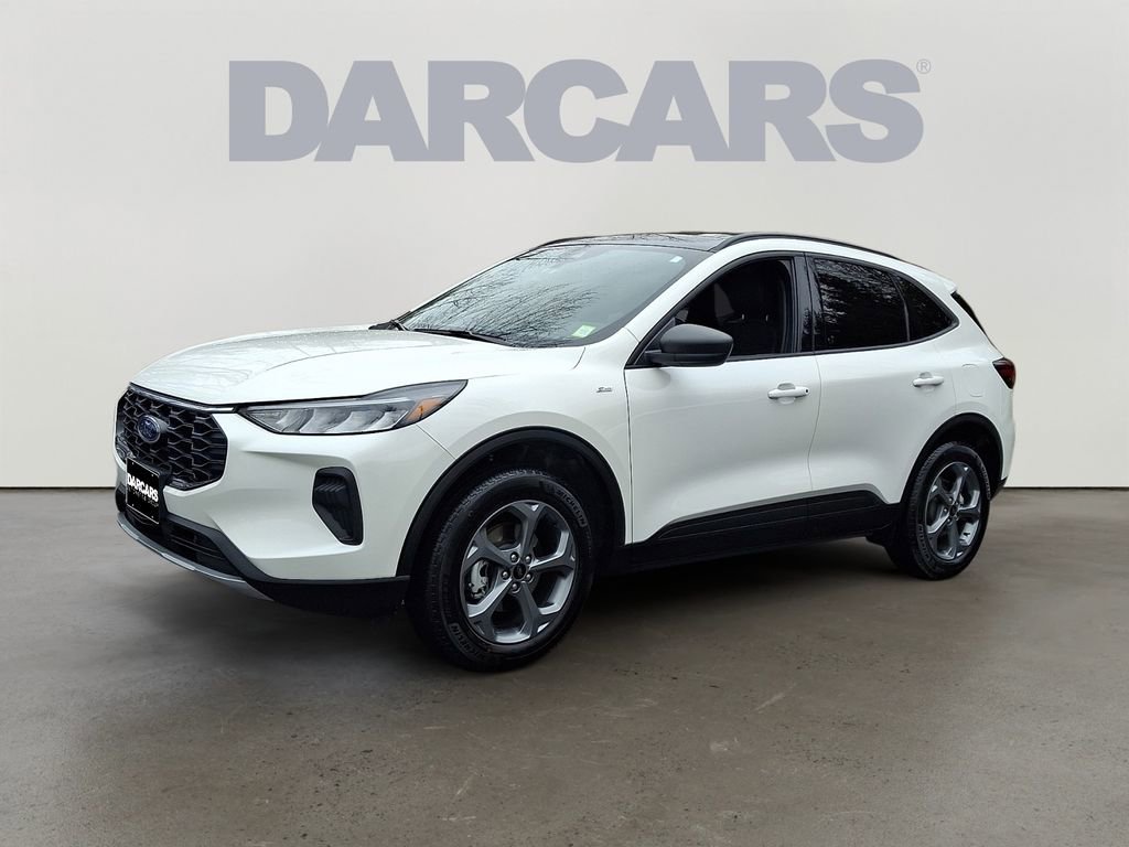 Used 2025 Ford Escape ST-Line w/ Tech Pack #1 image 3