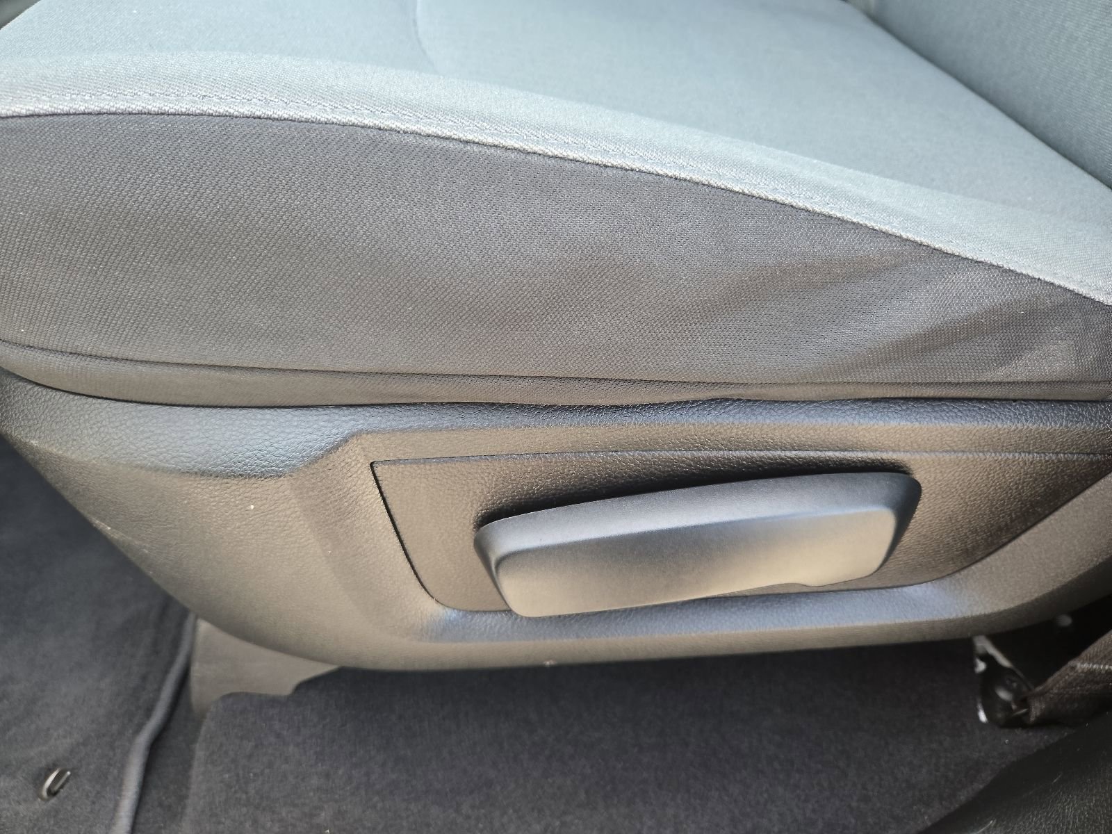 Used 2022 RAM 1500 Tradesman w/ Chrome Plus Package image 14