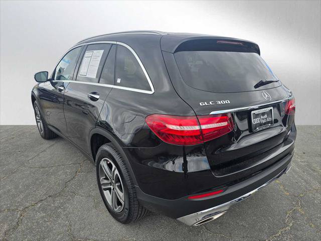 Used 2018 Mercedes-Benz GLC 300 4MATIC image 5