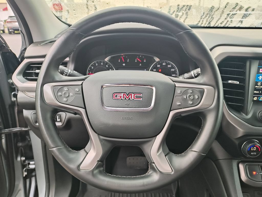 Used 2023 GMC Acadia AT4 AWD/4WD image 17
