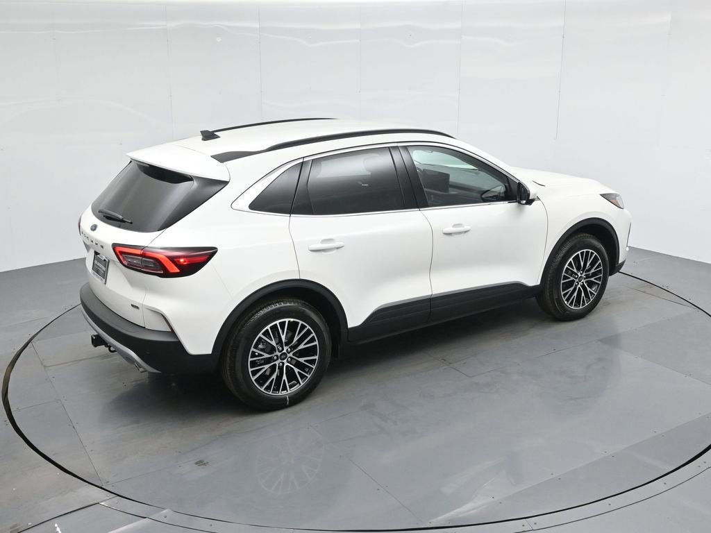 New 2025 Ford Escape SE w/ PHEV Premium Package image 43