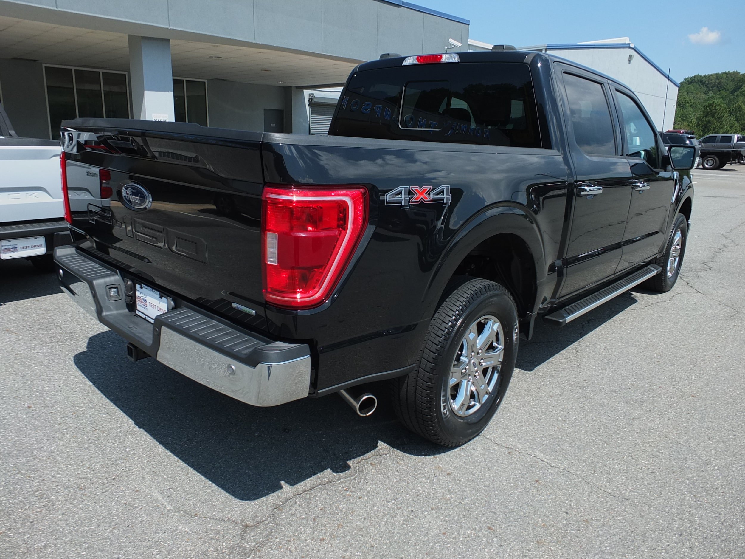 Used 2023 Ford F150 XLT w/ Equipment Group 302A High AWD/4WD image 3