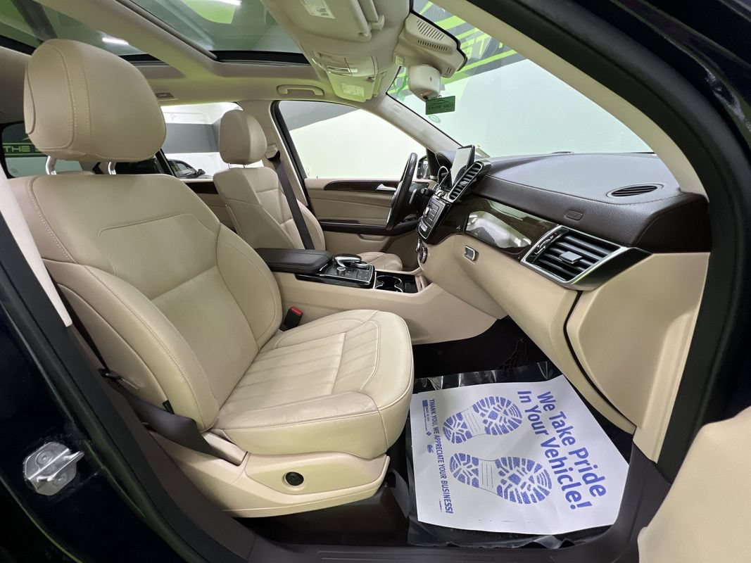 Used 2018 Mercedes-Benz GLS 450 4MATIC w/ Premium Package image 32