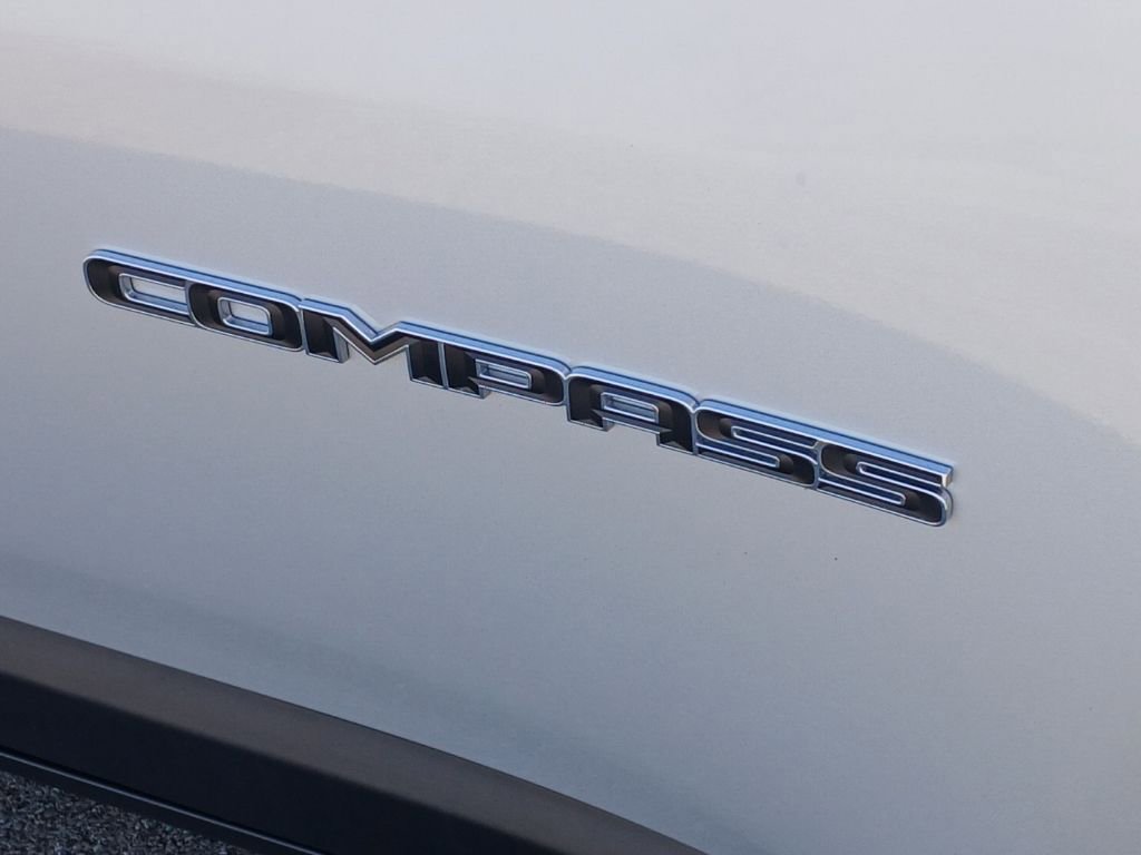 Used 2024 Jeep Compass Limited AWD/4WD image 29