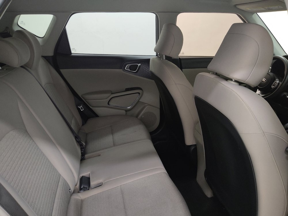 Used 2021 Kia Soul S FWD image 19