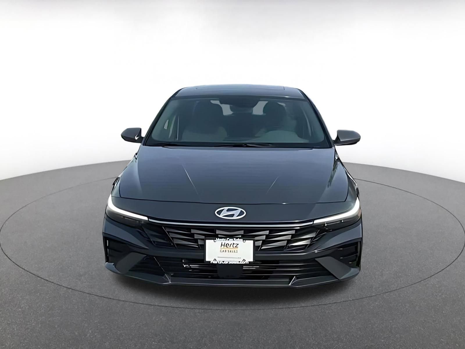 Used 2025 Hyundai Elantra SEL image 4