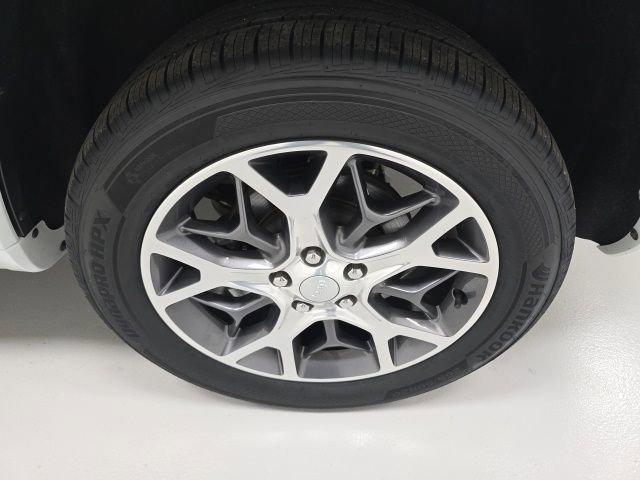 Used 2021 Jeep Grand Cherokee Overland image 26