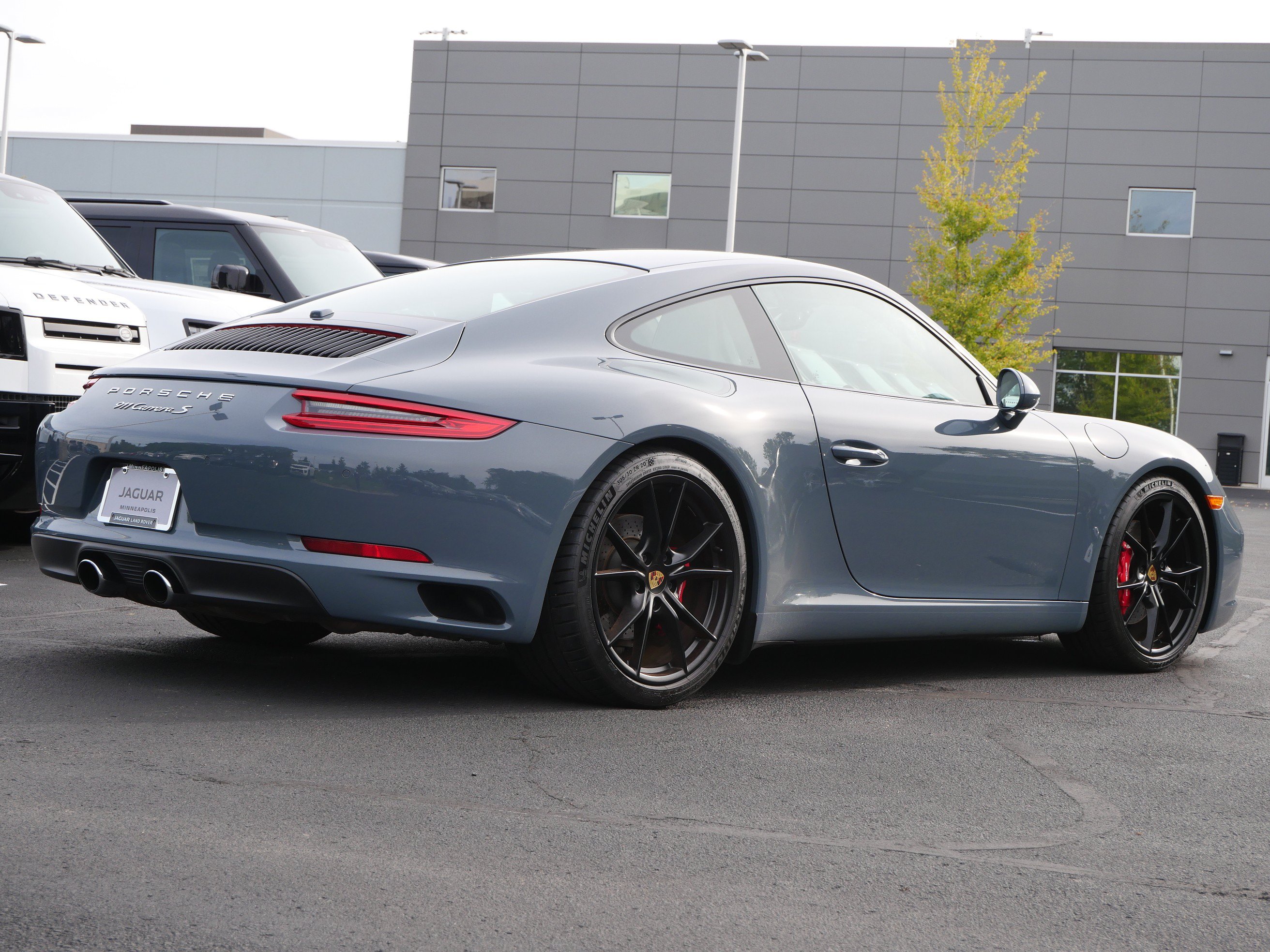 Used 2017 Porsche 911 GT3 RS AWD/4WD image 5