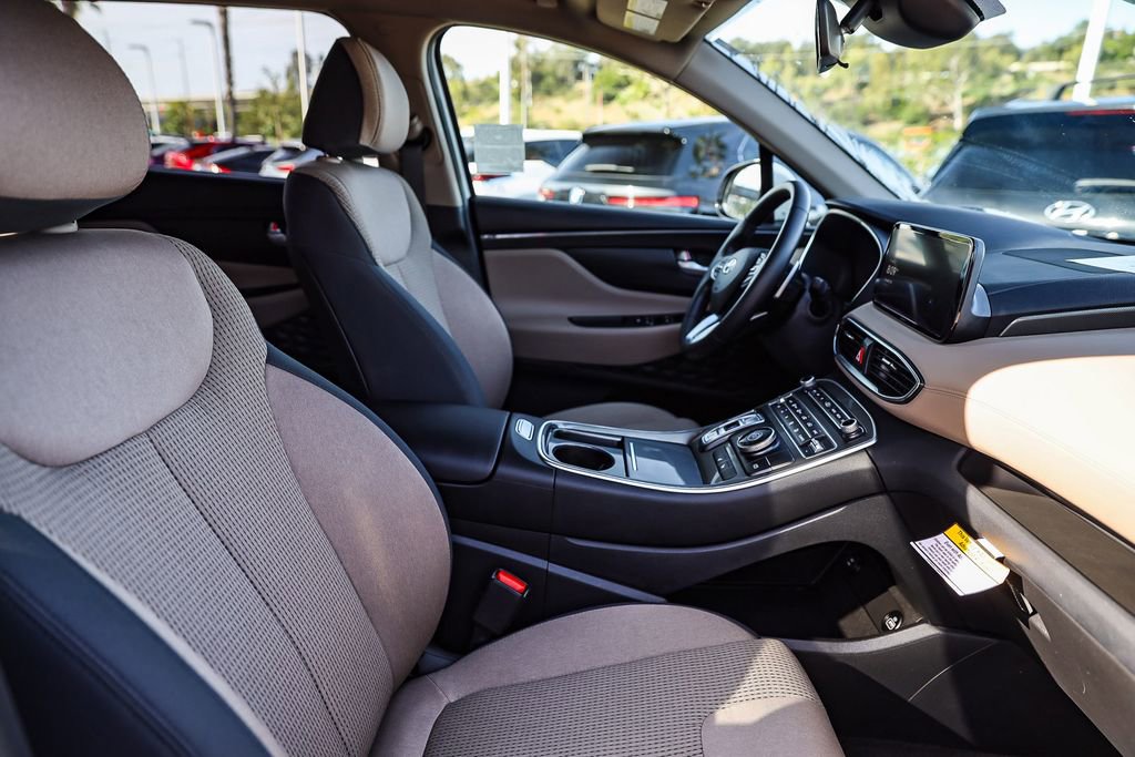 Certified 2023 Hyundai Santa Fe SEL image 17