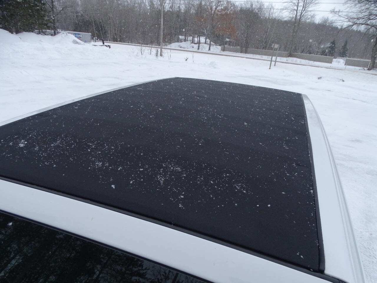 Used 2021 Jeep Wrangler Unlimited Sahara AWD/4WD image 13