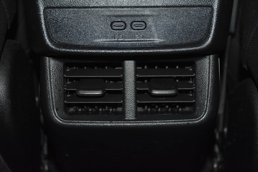 Used 2025 Chevrolet Equinox LT FWD image 23
