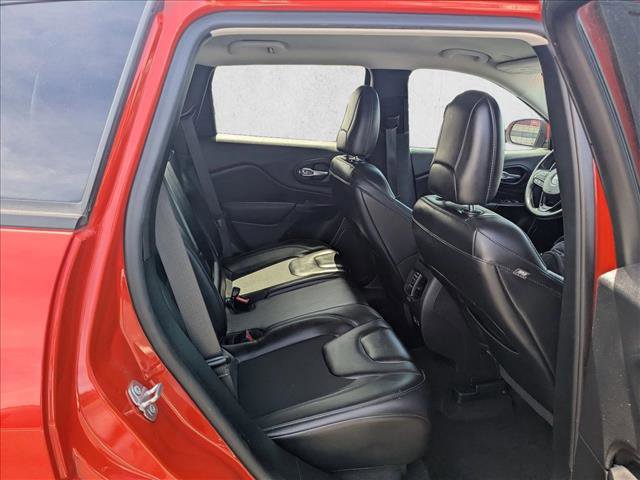 Used 2021 Jeep Cherokee Latitude Plus FWD image 26