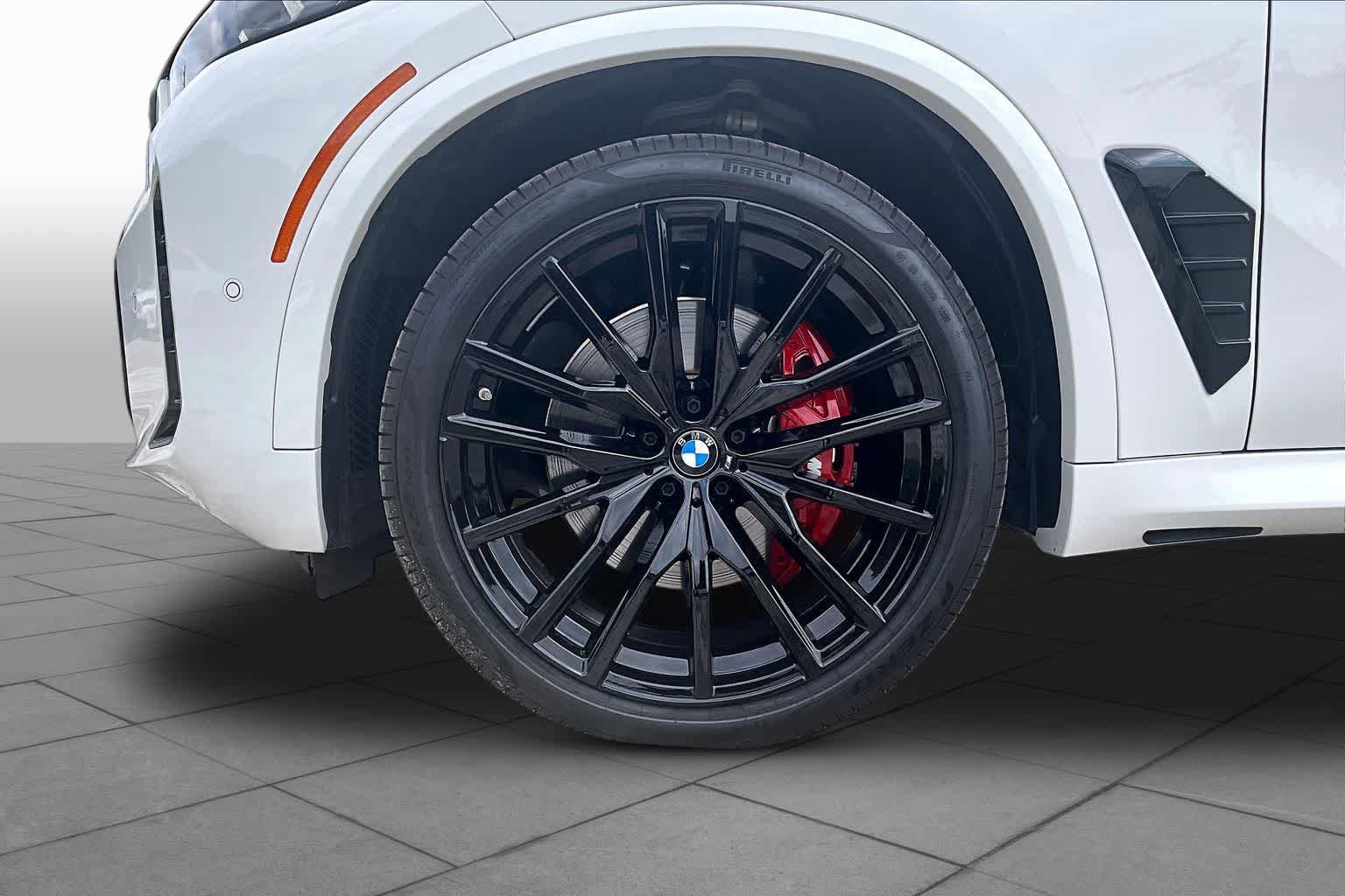 Used 2026 BMW X5 sDrive40i w/ M Sport Package RWD image 10