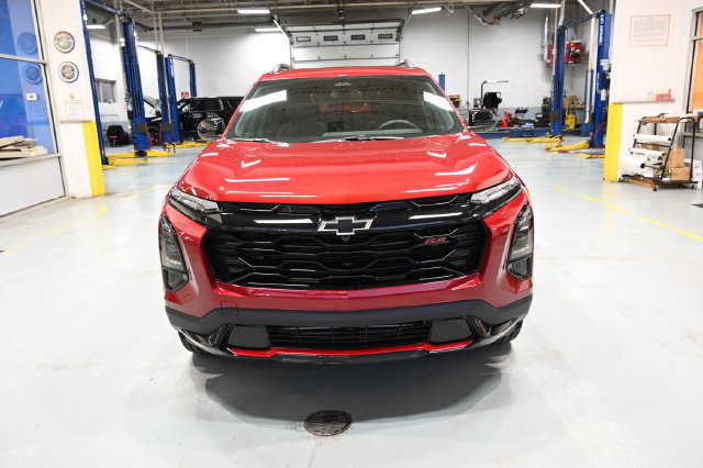 New 2027 Chevrolet Equinox RS w/ Convenience Package III FWD image 2