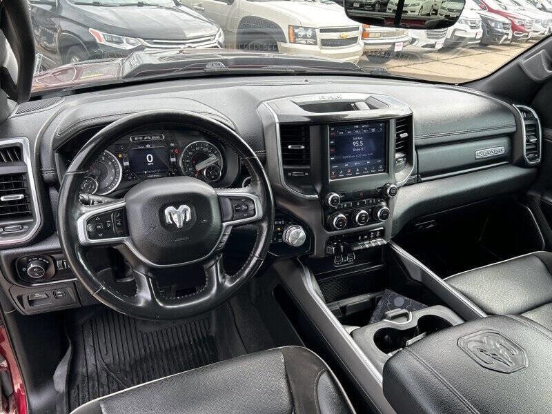 Used 2021 RAM 1500 Laramie w/ Sport Appearance Package image 16