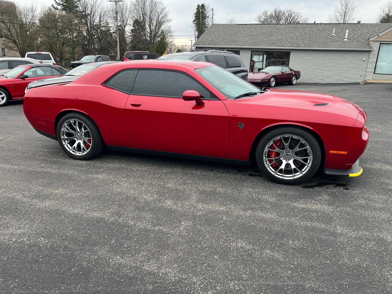 Used 2016 Dodge Challenger SRT Hellcat image 4