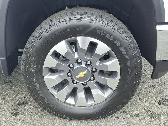 New 2026 Chevrolet Silverado 2500 LT image 6