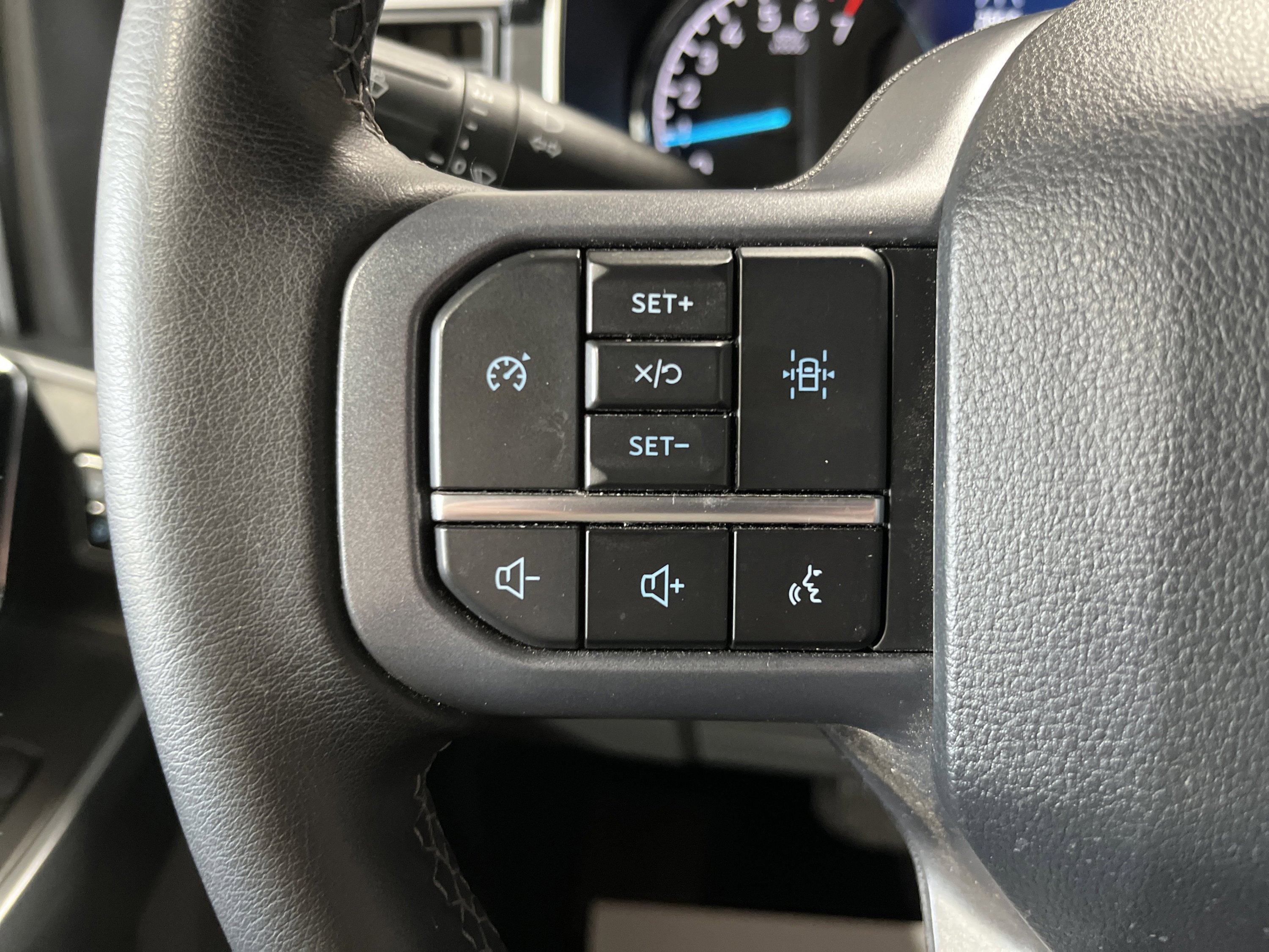 Used 2023 Ford F150 XLT w/ Equipment Group 302A High AWD/4WD image 18