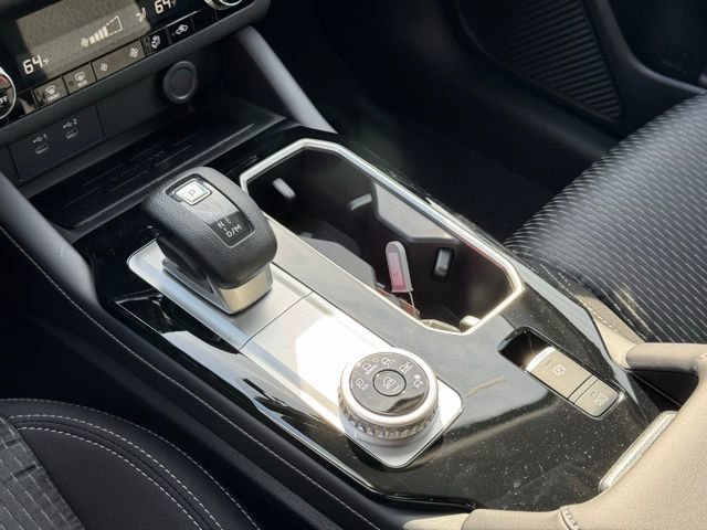 New 2026 Mitsubishi Outlander ES image 13