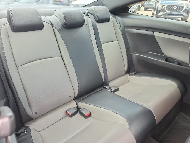 Used 2016 Honda Civic Touring image 10
