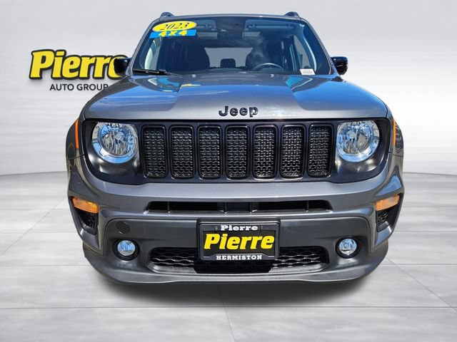 Used 2023 Jeep Renegade Altitude w/ Sun/Sound Group AWD/4WD image 9