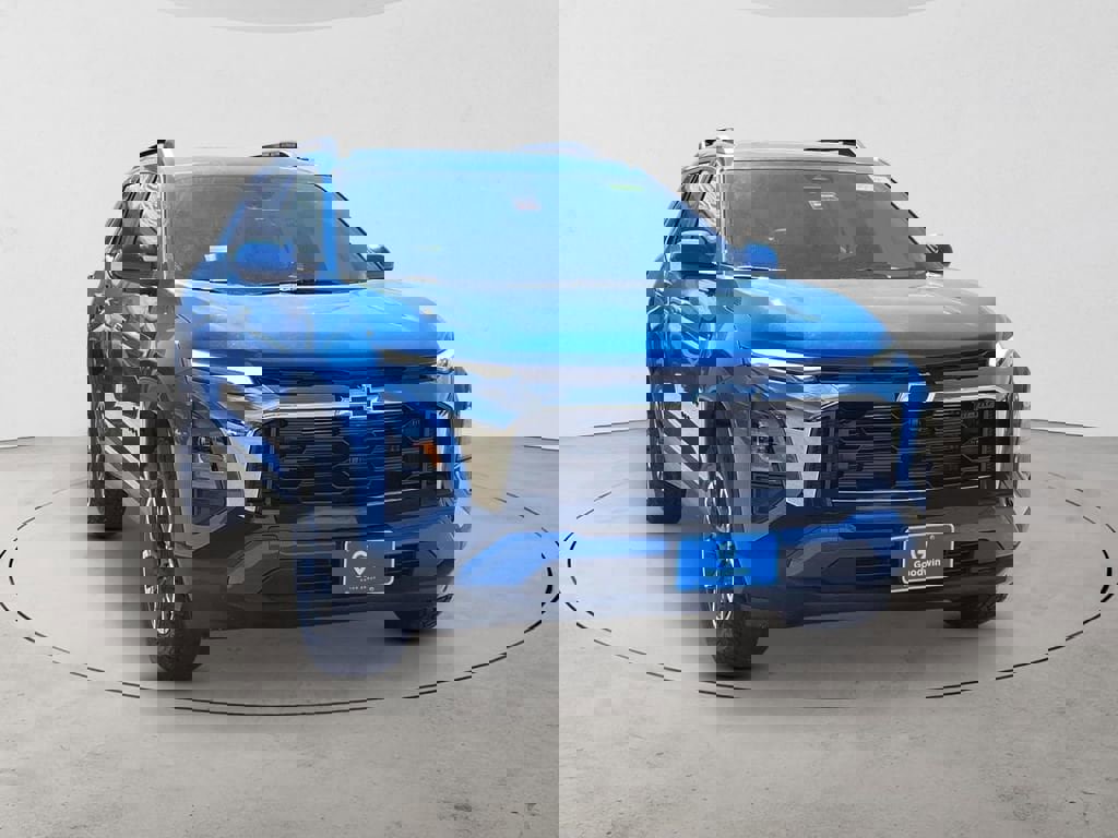 New 2026 Chevrolet Equinox ACTIV w/ Convenience Package III image 2