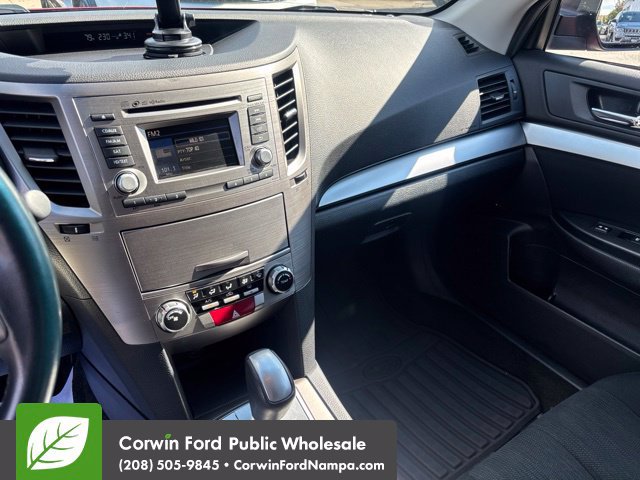 Used 2014 Subaru Outback 2.5i Premium AWD/4WD image 22