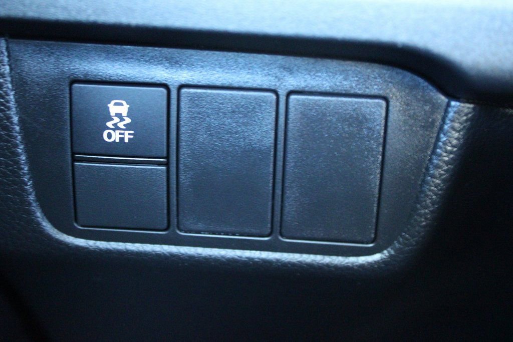 Used 2025 Honda CR-V LX image 24