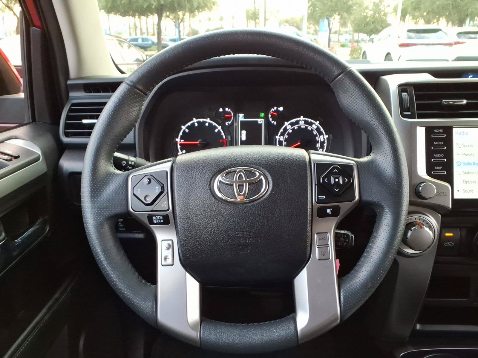 Certified 2021 Toyota 4Runner SR5 AWD/4WD image 12
