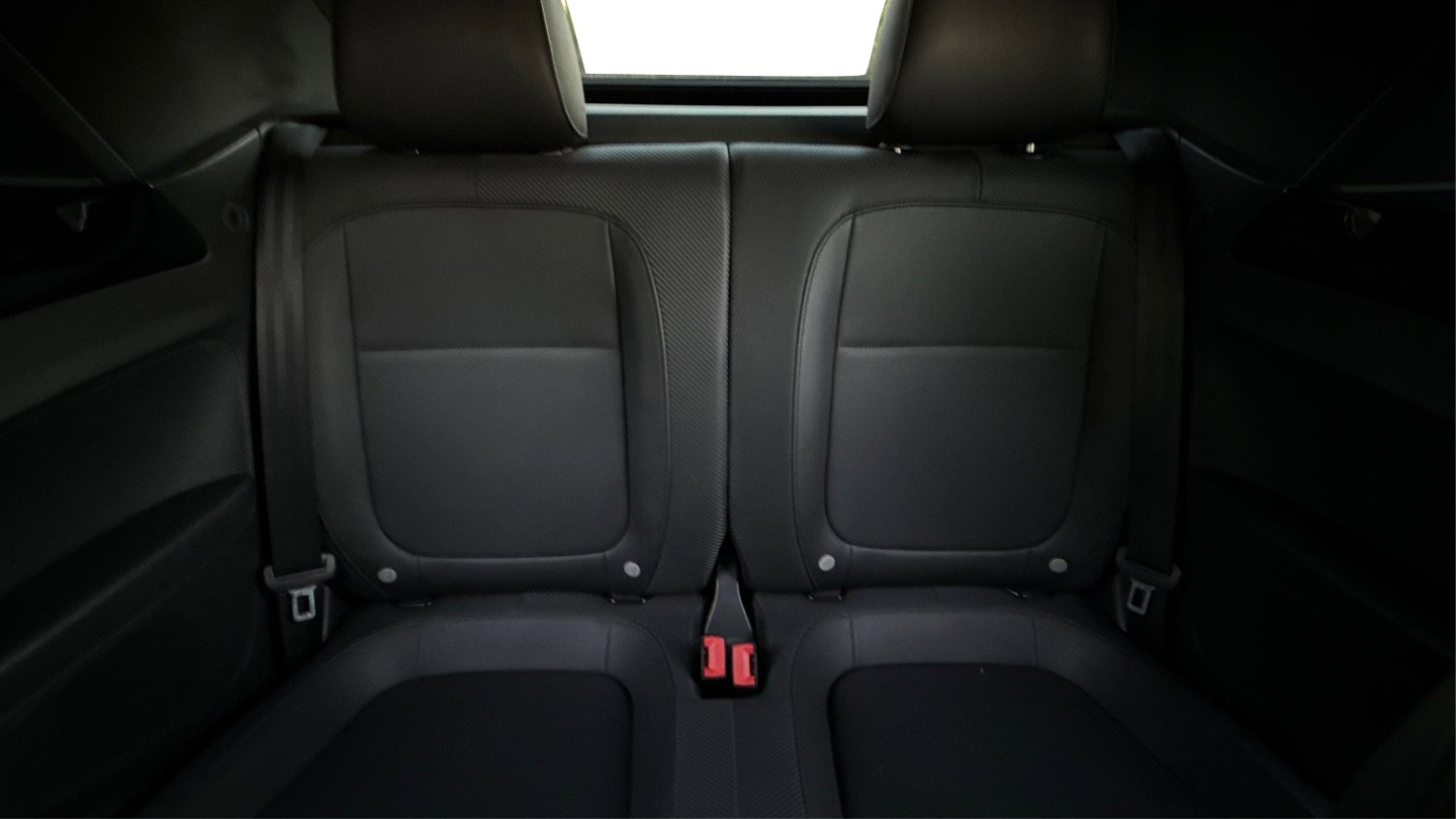 Used 2013 Volkswagen Beetle 2.0T image 30