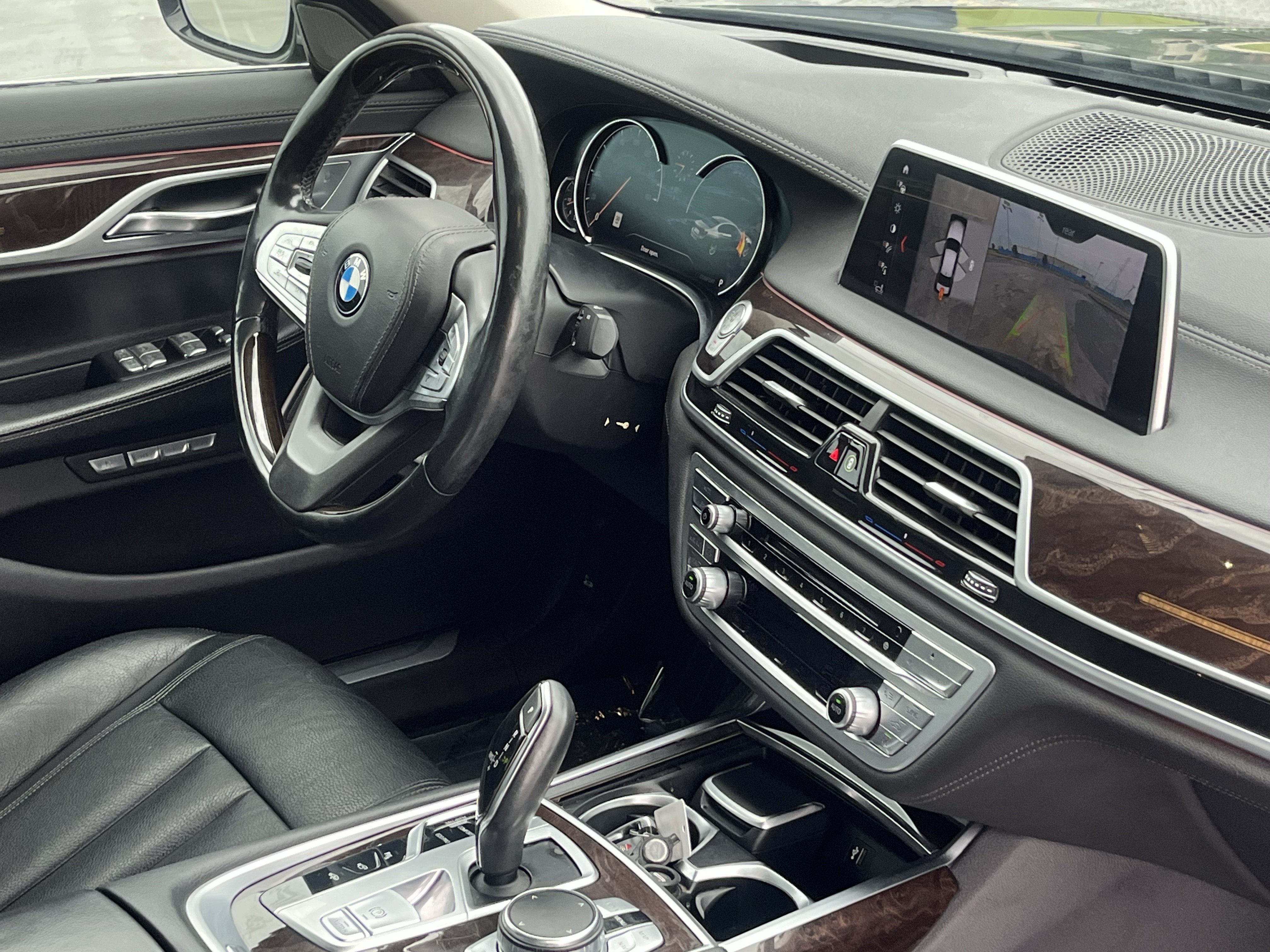 Used 2018 BMW 740i RWD image 16