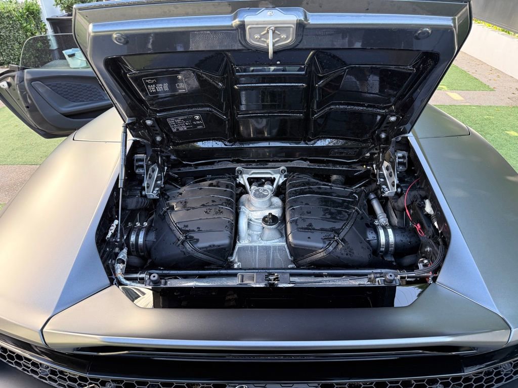 Used 2023 Lamborghini Huracan EVO image 52