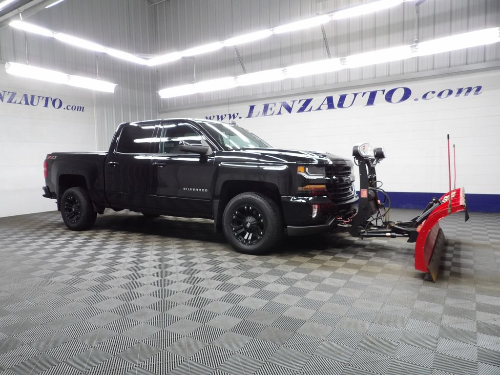 Used 2018 Chevrolet Silverado 1500 LT w/ All Star Edition AWD/4WD image 5