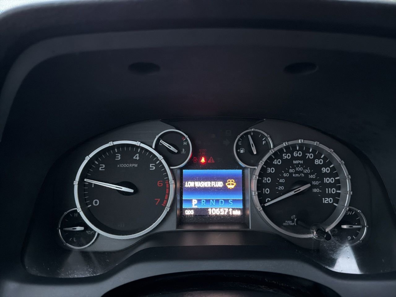 Used 2014 Toyota Tundra SR5 w/ SR5 Upgrade Package AWD/4WD image 12